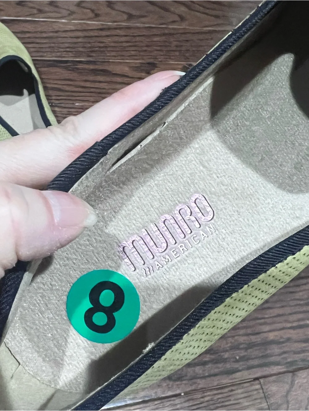 Munro lightweight perforated